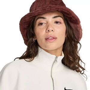 Nike Apex Faux Fur Bucket Hat